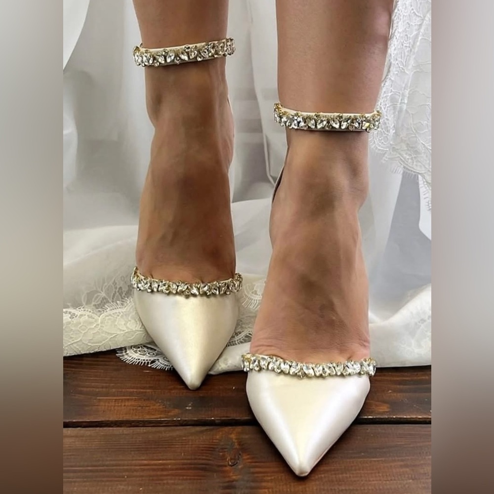 Santorini Sandals | Ivory Wedding Shoes | Size 8US/39EU